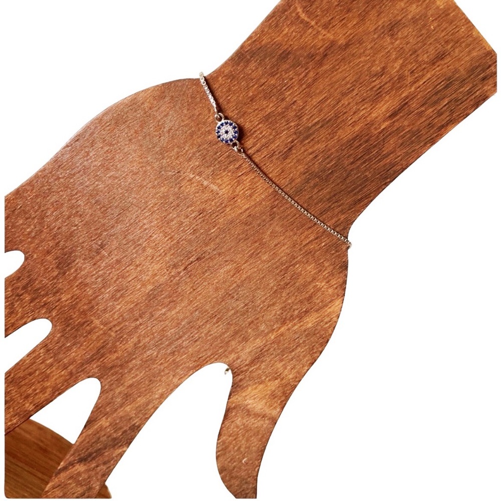 Delicate evil eye silver bracelet